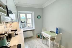Stilvoll modernisiert: 3-Zimmer-Wohnung in zentraler Lage von Lehel – Kanalstr 6, 80538 Lehel, München – Vorschaubild 9