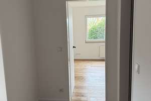 2-Zimmer WG Neugründung mit Balkon und Tiefgarage
