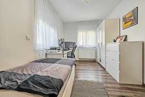 Attraktives Zweigenerationshaus mit Garten, Garage und Stellplätzen – provisionsfrei – Böblingen (Kreis) – Vorschaubild 7