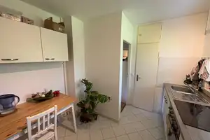 Geschmackvolle 2-Zimmer-EG-Wohnung mit Einbauküche in Schwalbach am Taunus – Spechtstr. 11, 65824 Main-Taunus-Kreis – Vorschaubild 7