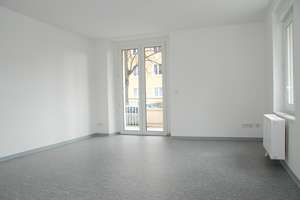 Im Erdgeschoss gelegene 2-Raum-Wohnung mit Balkon – Regensburger Str. 51, 9130 Sonnenberg, Chemnitz – Vorschaubild 2