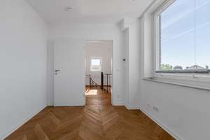 Lichtdurchflutete Maisonettwohnung in begehrter Lage von Düsseldorf-Heerdt! – Die vollständige Adresse der Immobilie erhältst du vom Anbieter., 40549 Heerdt, Düsseldorf – Vorschaubild 15