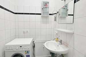 Charmante Altbauwohnung mit Balkon mitten im Kiez – Lenbachstraße 4, 10245 Friedrichshain, Berlin – Vorschaubild 7