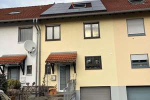 Modernisiertes Reihenmittelhaus mit Garten, Garage & PV-Anlage – Die vollständige Adresse der Immobilie erhältst du vom Anbieter., 76751 Jockgrim – Vorschaubild 1