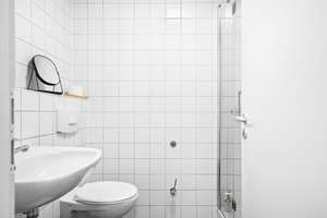 Ihr Zuhause! Tolles Haus, ELW, schöner Garten... – Die vollständige Adresse der Immobilie erhältst du vom Anbieter., 93053 Oberisling-Graß, Regensburg – Vorschaubild 23