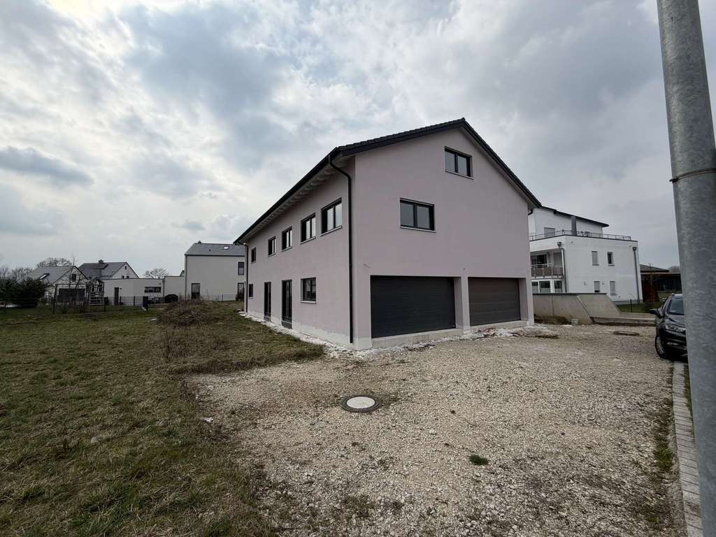 Immobilie in Mertingen - Katip | Großzügiges Einfamilienhaus im veredelten Rohbau mit viel Potenzial *ab sofort - Bild 2