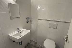 Großräumige 4-Zimmer Wohnung in bester Lage, Schwabing West – Destouchesstraße 60, 80796 Am Luitpoldpark, München – Vorschaubild 8