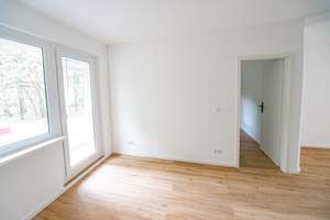Helle 3.5 Zimmer am Flakensee, neu-saniert, offene Wohnküche, sonnige Loggia – Heideweg 3, 15537 Erkner – Vorschaubild 9