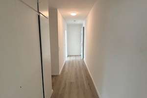 Modernisierte und barrierearme 2-Zimmer Wohnung mit Balkon und Aufzug im Ostviertel – Barbarakirchgang 9, 45139 Ostviertel, Essen – Vorschaubild 12
