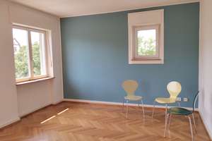 Altbauwohnung mit zwei Balkonen und Garage, Nähe Städtischem Klinikum – Die vollständige Adresse der Immobilie erhältst du vom Anbieter., 76185 Mühlburg, Karlsruhe – Vorschaubild 2