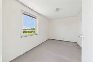 Helle 4-Zimmer-Wohnung mit traumhafter Fernsicht, Balkon & Tiefgarage in ruhiger Parklage – Die vollständige Adresse der Immobilie erhältst du vom Anbieter., 70565 Fasanenhof, Stuttgart – Vorschaubild 6