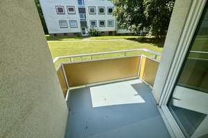 Helle, modernisierte 3-Zimmer-Erdgeschosswohnung mit Balkon – sofort bezugsbereit – Sternbergstraße 75, 38229 Gebhardshagen, Salzgitter – Vorschaubild 4