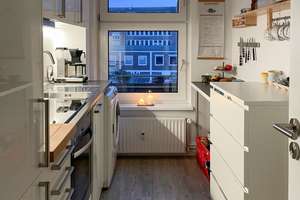 Charmantes Zuhause – modern, hell und einladend -
2,5 Zimmer-Eigentumswohnung – Die vollständige Adresse der Immobilie erhältst du vom Anbieter., 24114 Südfriedhof, Kiel – Vorschaubild 6