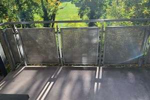 Sonnige und helle 3 Zimmer Wohnung mit Balkon ins Grüne – Krugstr. 89, 90419 Sandberg, Nürnberg – Vorschaubild 1