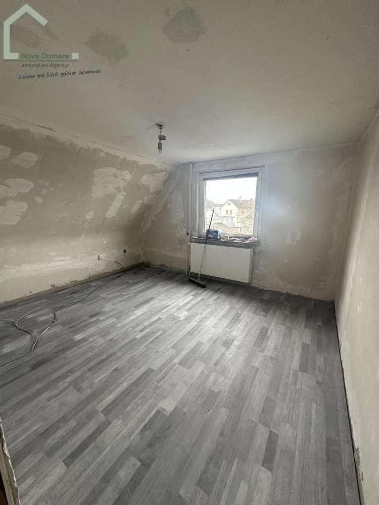 Immobilie in Kippenheim - Flexibles Wohnjuwel im Herzen von Kippenheim
– Ideal für Familien oder Mehrgenerationen - Bild 1