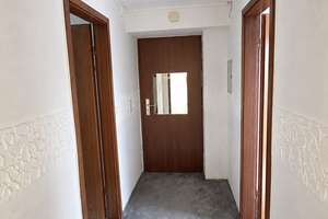 Bezugsfreie 2-Zimmer-Dachgeschosswohnung mit Charme und Gestaltungspotenzial – Waldstr. 30, 13403 Reinickendorf (Ortsteil), Berlin – Vorschaubild 5