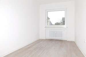 Frisch renovierte 3-Zi.-Whg. mit neuem Bad, neuem Boden und eigenem Gartenanteil – Staubenthaler Hoehe 85, 42369 Ronsdorf, Wuppertal – Vorschaubild 5