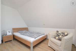 Möblierte 2-Zimmerwohnung mit sonniger Terrasse in Oberdürrbach- bevorzugt für Wochenendheimfah – Die vollständige Adresse der Immobilie erhältst du vom Anbieter., 97080 Dürrbachtal, Würzburg – Vorschaubild 2