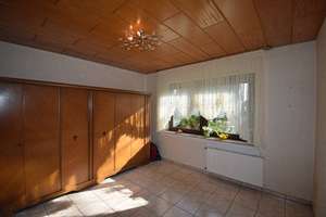 Ein Haus, viele Möglichkeiten: Großes Wohnhaus mit Einliegerwohnung und Bauland in 41379 Brüggen – Die vollständige Adresse der Immobilie erhältst du vom Anbieter., 41379 Brüggen – Vorschaubild 7