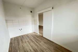 Neu Sanierte 3 Zimmer mit bester Aussicht in Zwickau – Moseler Straße 10, 8058 Pölbitz, Zwickau – Vorschaubild 4