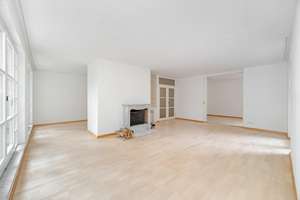Exklusiv wohnen im Herzogpark:  Gepflegte 5-Zimmer-Familienwohnung mit idealem Grundriss! – Die vollständige Adresse der Immobilie erhältst du vom Anbieter., 81925 Herzogpark, München – Vorschaubild 2