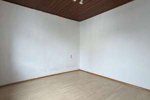 Grünwald | Leerstehendes Mehrfamilienhaus – 4 Einheiten + genehmigtes Dachgeschoss – Die vollständige Adresse der Immobilie erhältst du vom Anbieter., 86154 Oberhausen-Süd, Augsburg – Vorschaubild 19