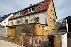 Doppelhaushälfte mit Garage, Garten und zwei Wohneinheiten in Helmstedt – Helmstedt (Kreis) – Vorschaubild 1