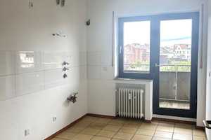 Schöne Zweizimmerwohnung mit großem Balkon und Stellplatz – Keplerstr. 103, 41236 Mönchengladbach – Vorschaubild 3