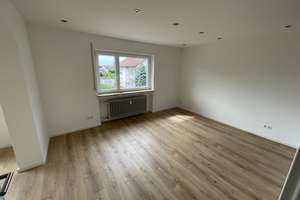 Einziehen und wohlfühlen – renovierte 4-Zimmer-Wohnung mit großem Balkon, EBK und Stellplatz – Die vollständige Adresse der Immobilie erhältst du vom Anbieter., 76547 Sinzheim – Vorschaubild 18