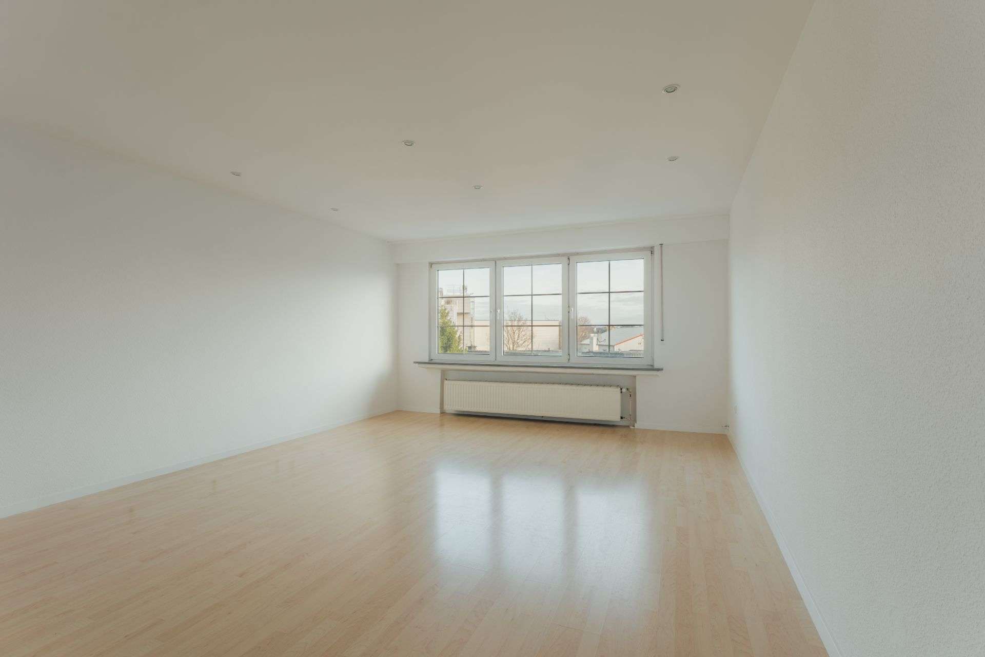 Immobilie in Leverkusen - Zweifamilienhaus mit Gewerbeanteil - zentral in Fixheide - Bild 0