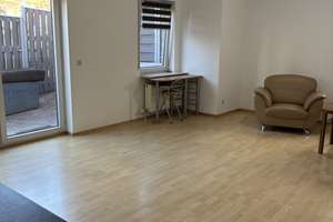 Gepflegte 2-Zimmer-Wohnung mit Terrasse und EBK in Heilbronn-Klingenberg – 74081 Klingenberg, Heilbronn – Vorschaubild 4