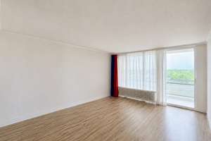 Wohnen über den Baumkronen: vermietete 2-Zimmer-Wohnung mit Loggia und TG-Stellplatz in München-Ne – Die vollständige Adresse der Immobilie erhältst du vom Anbieter., 81735 Neuperlach, München – Vorschaubild 3