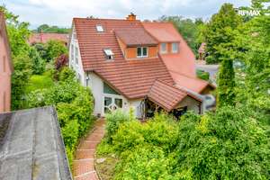 Großes Einfamilienhaus mit Einliegerwohnung in begehrter Wohnlage von Nikolausberg zur Miete