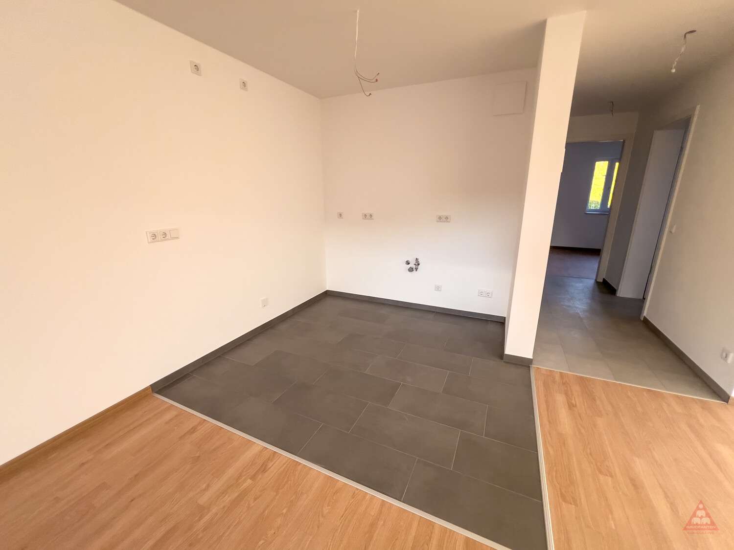 Immobilie in Altenthann - großzügige 4-Zimmer Neubauwohnung inkl. Einbauküche zur Kapitalanlage - Provisionsfrei !! - Bild 0