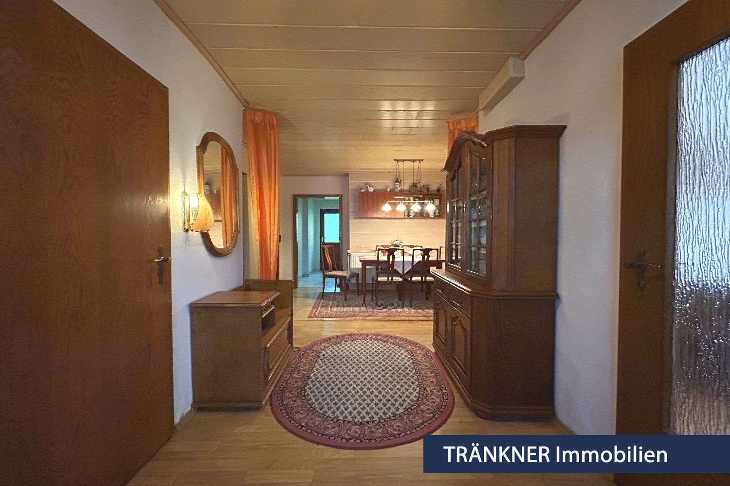 Ein- Zweifamilienhaus mit 4 Garagen!, Bremerhaven – Bild 2