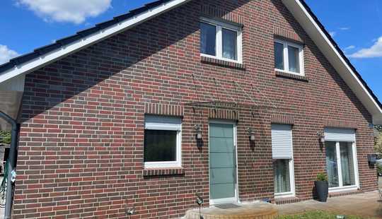Bild von Familienfreundliches Haus mit Einliegerwohnung in Wathlingen