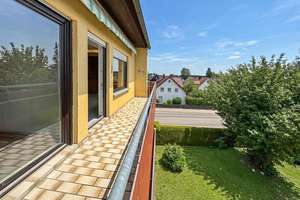 MIETE: Große 4-Zimmer mit  Südbalkon - auch als WG möglich – Die vollständige Adresse der Immobilie erhältst du vom Anbieter., 86179 Haunstetten-Ost, Augsburg – Vorschaubild 3