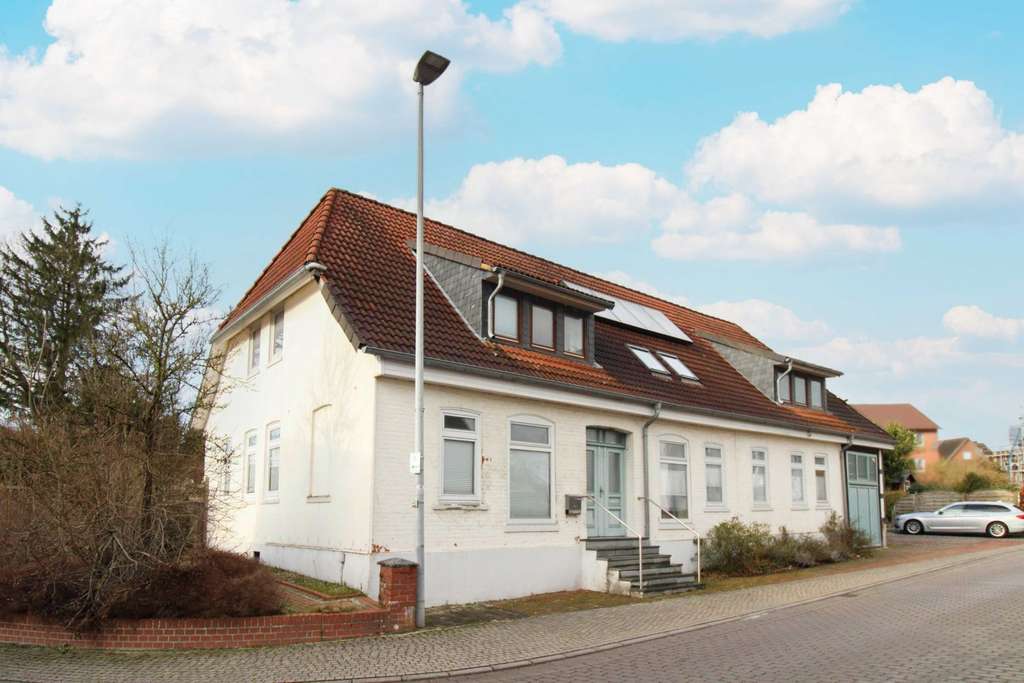 Wohnen und Arbeiten unter einem Dach:  Platzvielfalt mit Gestaltungsraum in Bassum