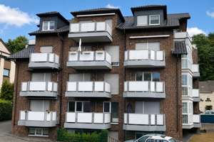 Helle 4-Zimmer-Wohnung mit Aufzug, zwei Balkonen & Stellplatz in Mönchengladbach-Odenkirchen – Mülgaustraße 34, 41199 Odenkirchen-Mitte, Mönchengladbach – Vorschaubild 12