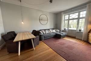 Exklusive 4-Zimmer-Wohnung möbiliert mit Balkon und EBK