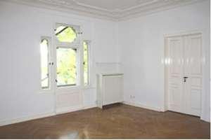 4-Zimmer-Wohnung im historischen Altbau - befristet für 1 Jahr