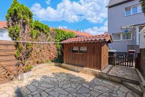 Reihenmittelhaus, mit Terrasse und große Zimmer - Sofort Frei – Die vollständige Adresse der Immobilie erhältst du vom Anbieter., 72760 Reutlingen-Mitte, Reutlingen – Vorschaubild 3