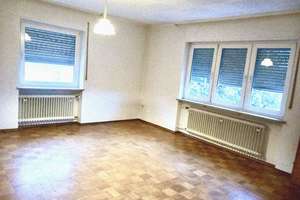 Großes Einfamilienhaus mit PV-Anlage, viel Potenzial für Familien – Dorfstraße 14, 86441 Zusmarshausen – Vorschaubild 10