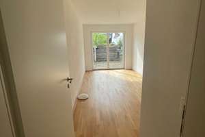 Helle 3-Zimmer-Maisonette-Wohnung mit Terrasse und eigenem Garten – Penckstraße 13, 80995 Feldmoching, München – Vorschaubild 10