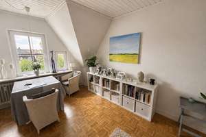 Citynahe Dachgeschosswohnung – Die vollständige Adresse der Immobilie erhältst du vom Anbieter., 23554 Sankt Lorenz Nord, Lübeck – Vorschaubild 4