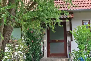 Doppelhaushälfte mit großem Garten in ruhiger Lage von Karlsruhe-Daxlanden – Karlsruhe – Vorschaubild 2