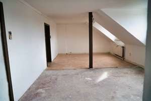 Renovierungsbedürftige Dachgeschoss-Wohnung mit ca. 83 qm Wfl. in Hagen-Wehringhausen – Die vollständige Adresse der Immobilie erhältst du vom Anbieter., 58089 Wehringhausen, Hagen – Vorschaubild 10
