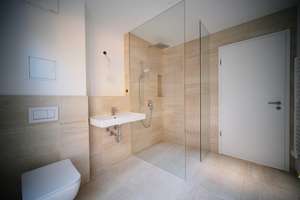 Außergewöhnliche 4-Zimmer-Gartenwohnung | 170 m² Privatgarten | U-Bahn fußläufig | München-Trudering – Teuchertstraße 25, 81829 Trudering-Riem (Ortsteil), München – Vorschaubild 7