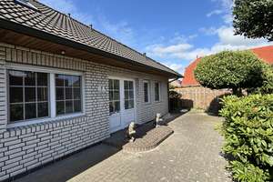 ALBERT WOLTER 1919 IVD. Rhede (Ems), großzügiges Landhaus, Walmdach, Parkgrundstück – 26899 Rhede (Ems) – Vorschaubild 2