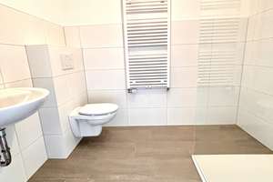 zentral gelegene Wohnung im Bungalow, ebenerdig – Gaußstraße 4, 25541 Brunsbüttel – Vorschaubild 2